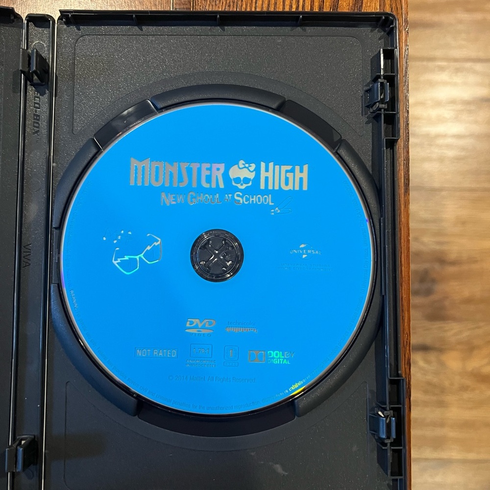 Monster High DVD - Picture 3 of 3
